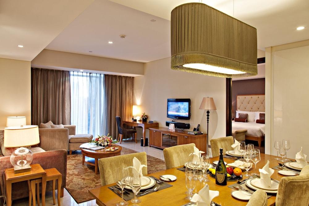 Pasig City Joy Nostalg Hotel And Suites Manila Managed By The Ascott Limited מראה חיצוני תמונה