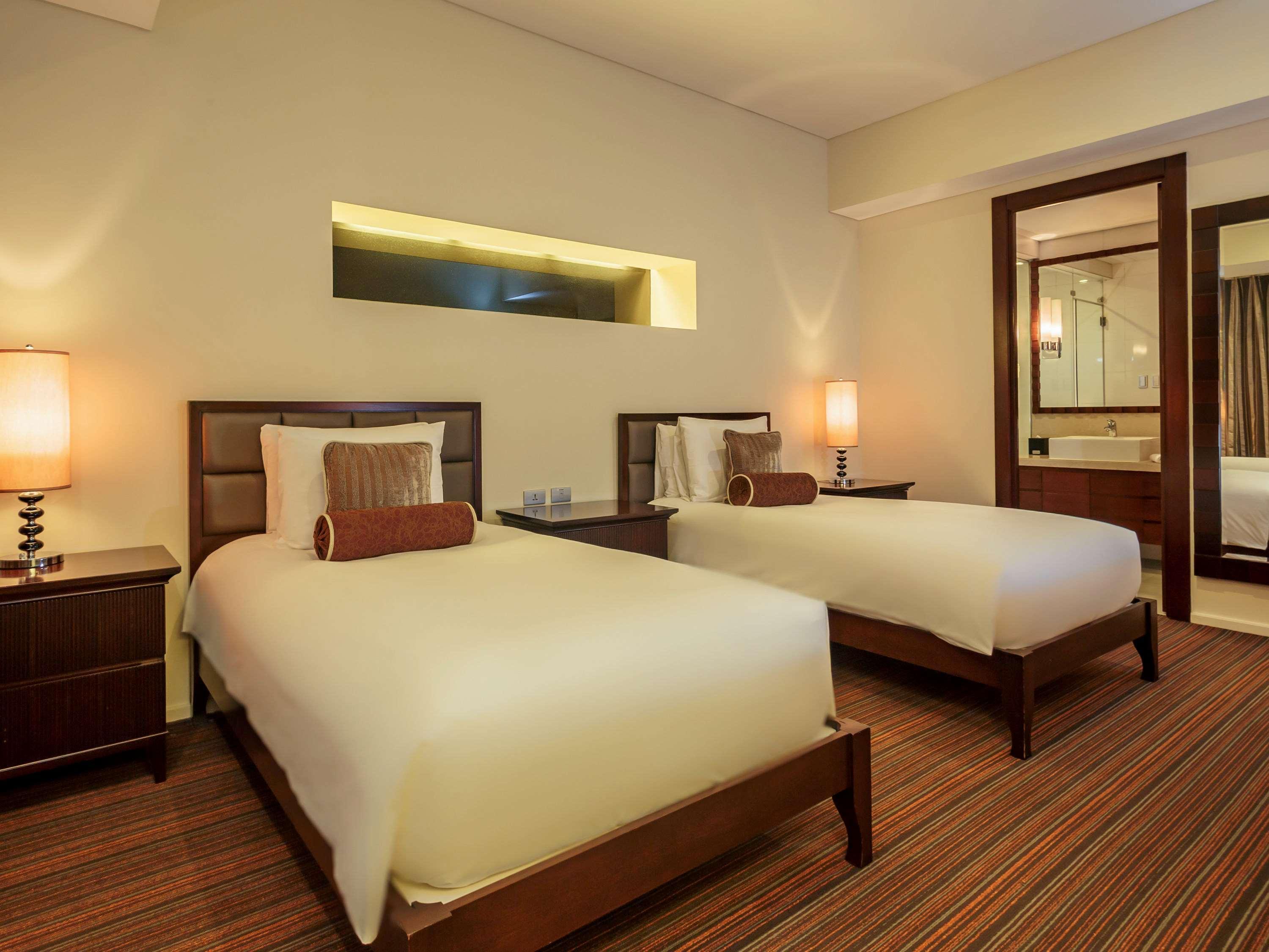 Pasig City Joy Nostalg Hotel And Suites Manila Managed By The Ascott Limited מראה חיצוני תמונה