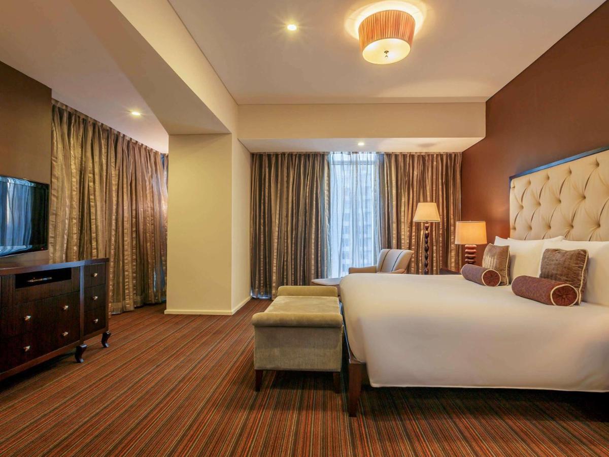 Pasig City Joy Nostalg Hotel And Suites Manila Managed By The Ascott Limited מראה חיצוני תמונה