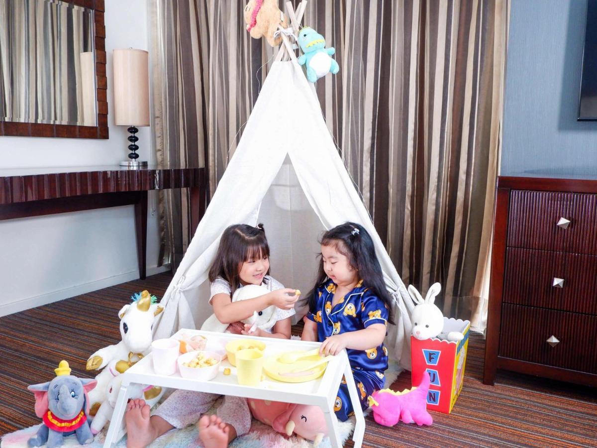 Pasig City Joy Nostalg Hotel And Suites Manila Managed By The Ascott Limited מראה חיצוני תמונה